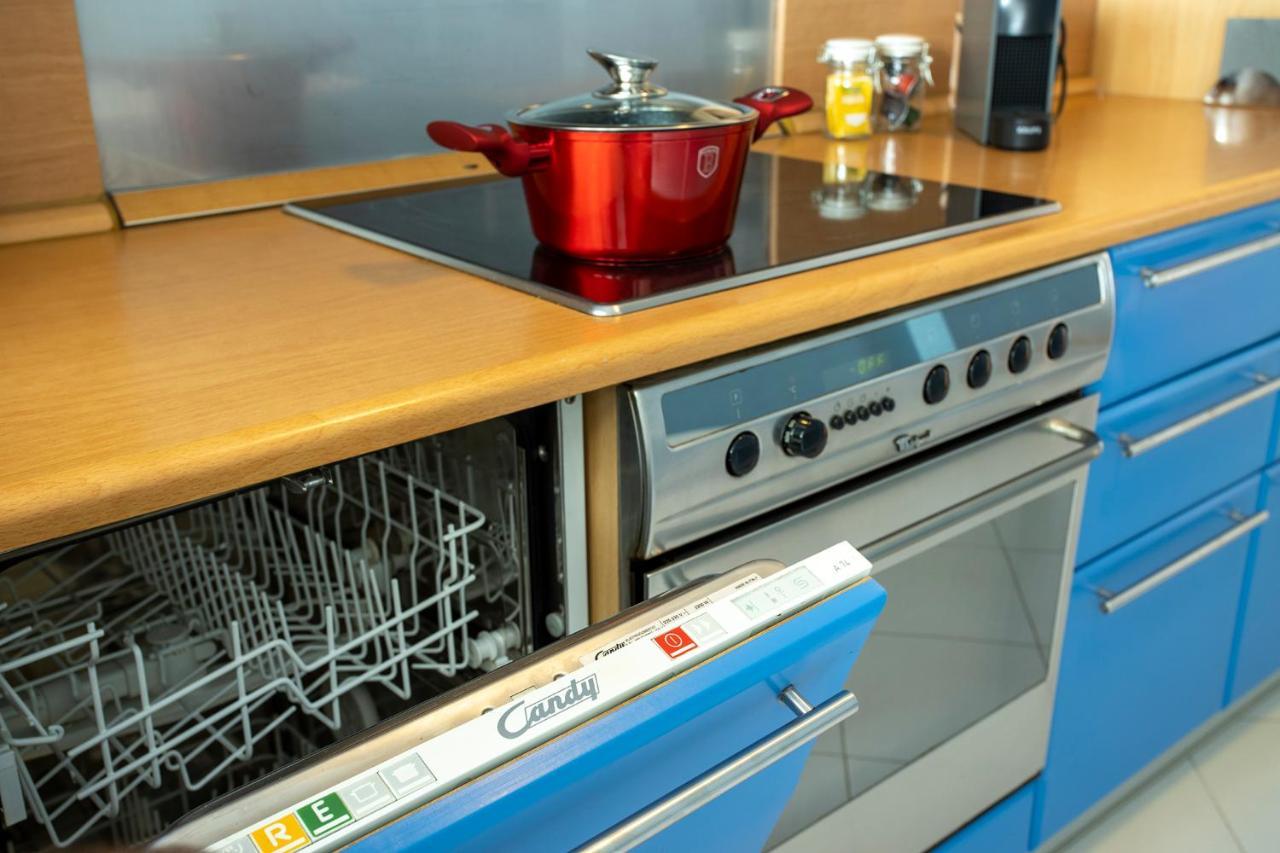 Athensblues Kolonaki 2 Bedroom With Car Park Apartment